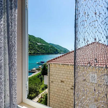 La Luna * Mokošica