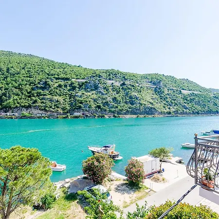 La Luna Mokošica